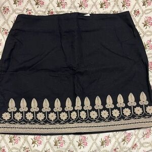 H&M unworn Black Mini Skirt with Cream Detailing